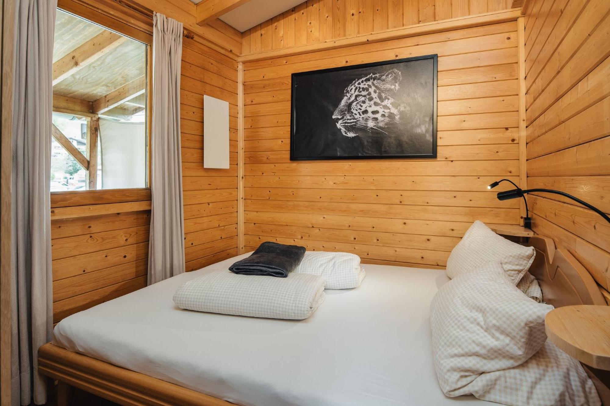 Camping Dreilaendereck Blockhuetten & Apartments Ried im Oberinntal Exterior foto