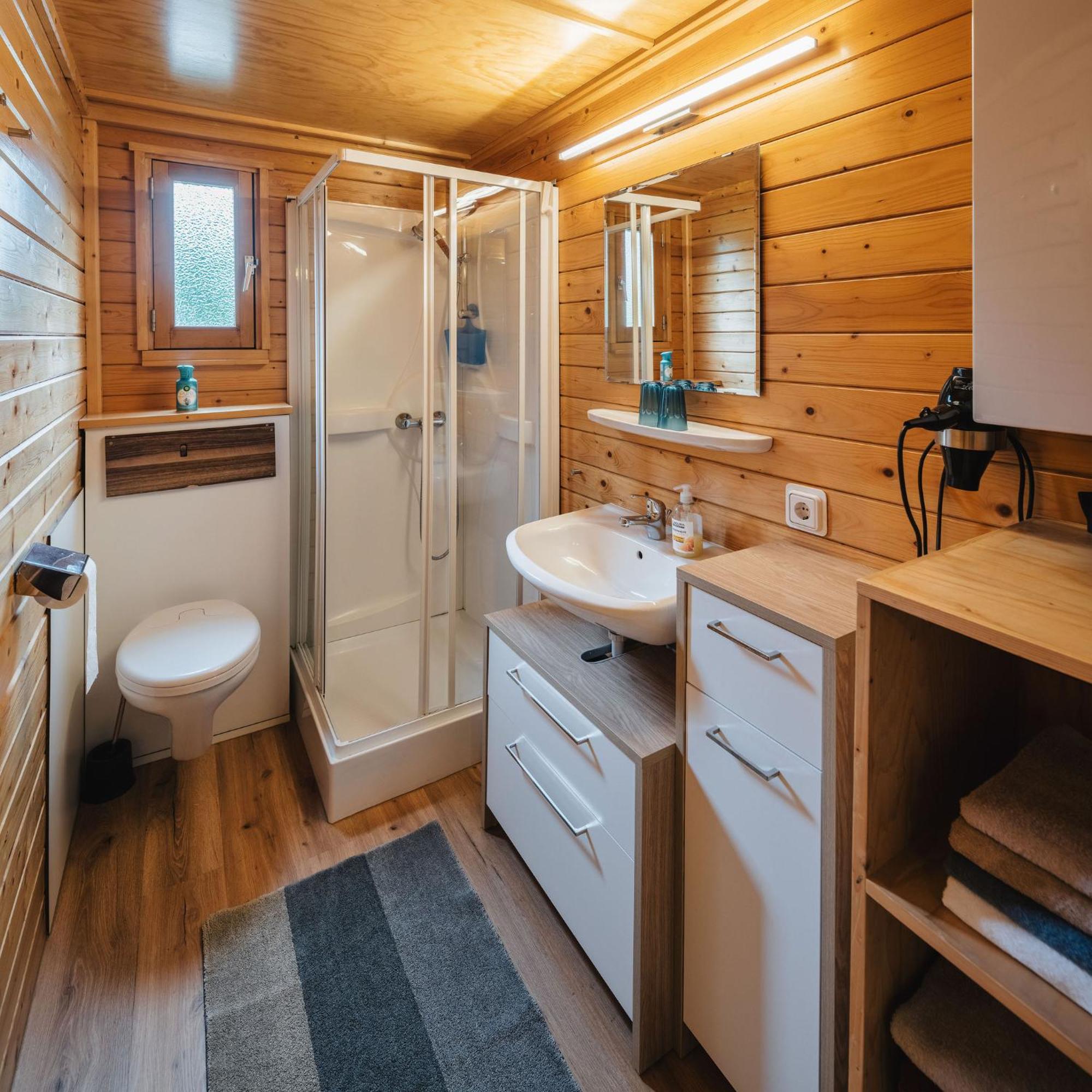 Camping Dreilaendereck Blockhuetten & Apartments Ried im Oberinntal Exterior foto